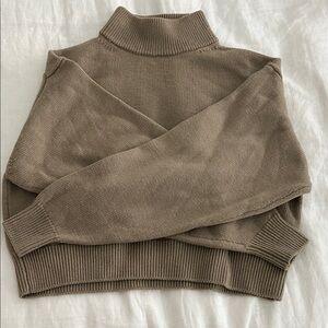 Aritzia Wilfred Free Harper Knit Sweater